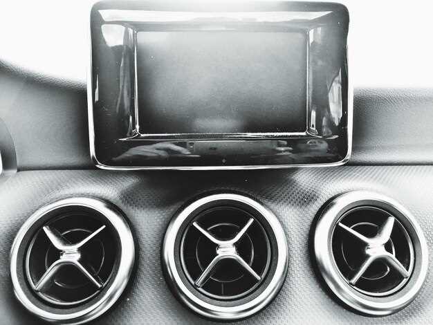 Технические характеристики и инновационные системы BMW E38