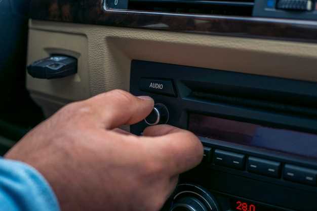 Снятие заднего бампера