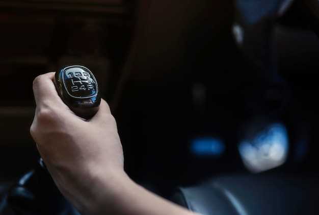 Подготовка к замене лампочек в панели приборов