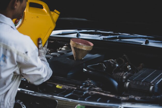 Методы проверки подлинности Nissan 5W40 внутри упаковки