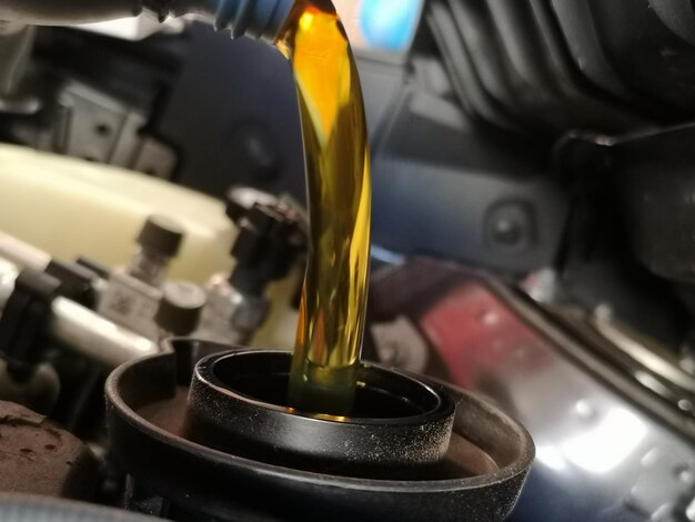 Как проверить уровень масла в трансмиссии?