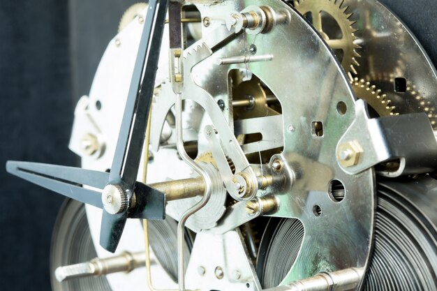 Материалы и технологии изготовления